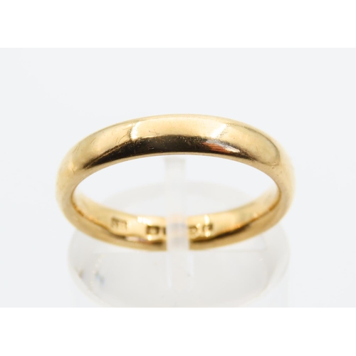 178 - 18 Carat Yellow Gold Band Ring Size M 4.7 Gram Weight