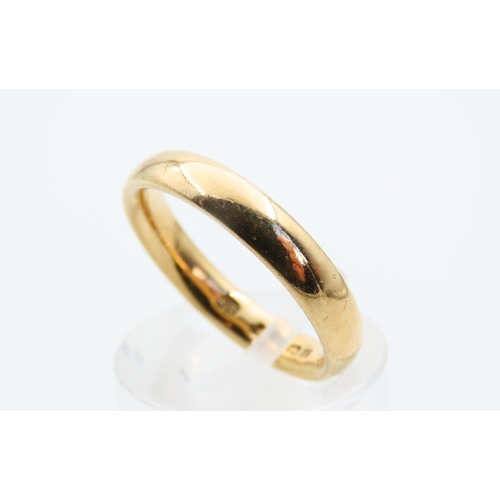 178 - 18 Carat Yellow Gold Band Ring Size M 4.7 Gram Weight