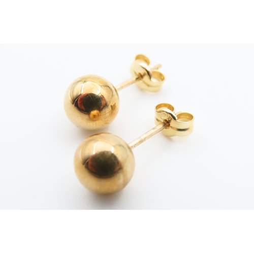 27 - Pair of 9 Carat Yellow Gold Earrings Globe Form