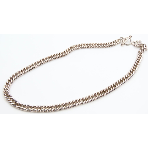 63 - Silver T-Bar Clasp Ladies Necklace 43cm Long 58 Gram Weight