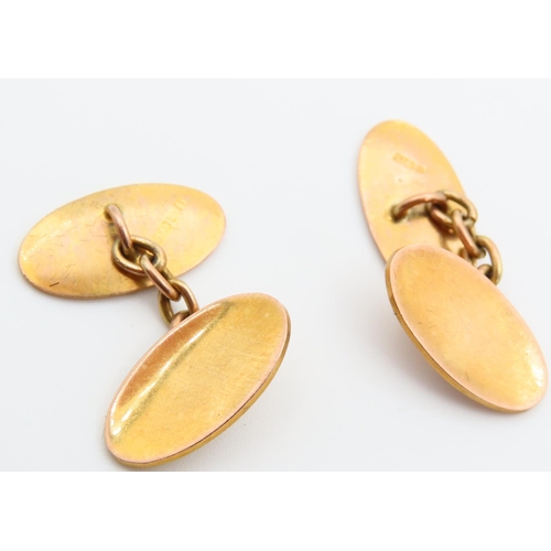 97 - Pair of 9 Carat Yellow Gold Oval Form Cufflinks Concave Detail Each 2cm High Approximately