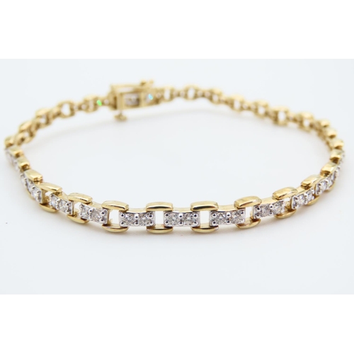 5 - 9 Carat Yellow Gold Diamond Ladies Bracelet Articulated Form 18cm Long