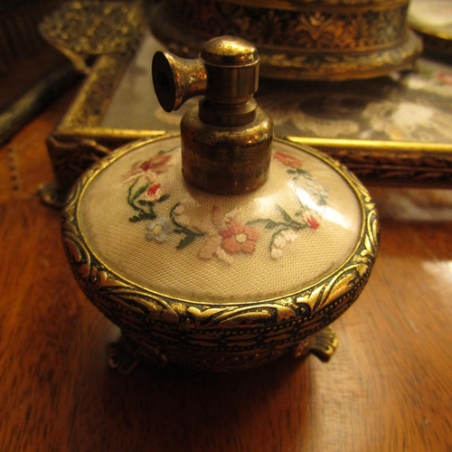 562 - Ormolu Mounted Full Dressing Table Set Attractively Detailed Quantity as Photographed