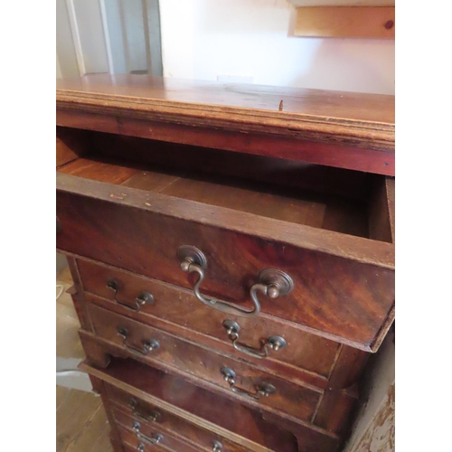 663 - Pair of Figured Mahogany Neat Form Chests Each Four Drawers Above Bracket Supports 24 Inches Wide x ... 