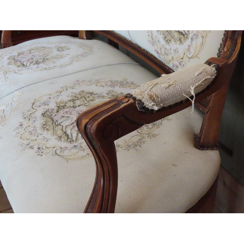 665 - Walnut Framed Needlepoint Upholstered Drawing Room Settee Approximately 4ft 4 Inches Wide