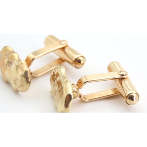 225 - Pair of 9 Carat Yellow Gold Nugget Form Ladies or Gents Cufflinks Attractively Detailed
