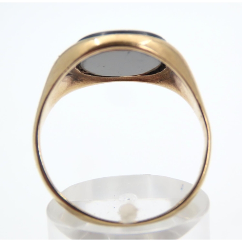 226 - Gentleman's Black Onyx Set Signet Ring 9 Carat Yellow Gold Size S