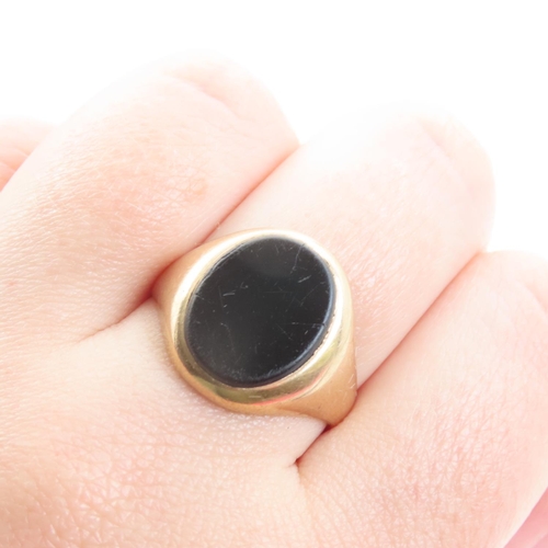 226 - Gentleman's Black Onyx Set Signet Ring 9 Carat Yellow Gold Size S