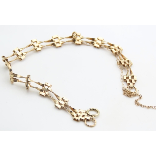 235 - Twin Bar 9 Carat Yellow Gold Bracelet 18cm Long