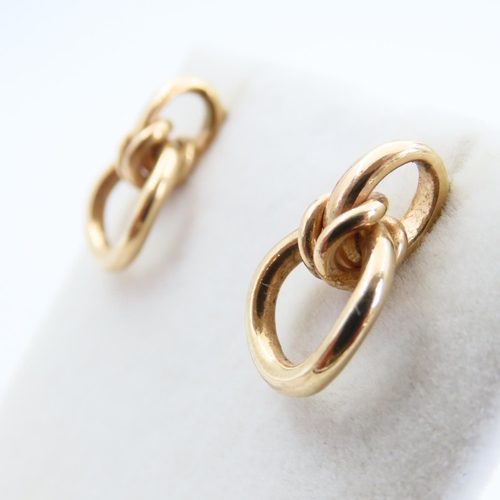 68 - Pair of 9 Carat Yellow Gold Ladies Earrings Each 2cm Drop