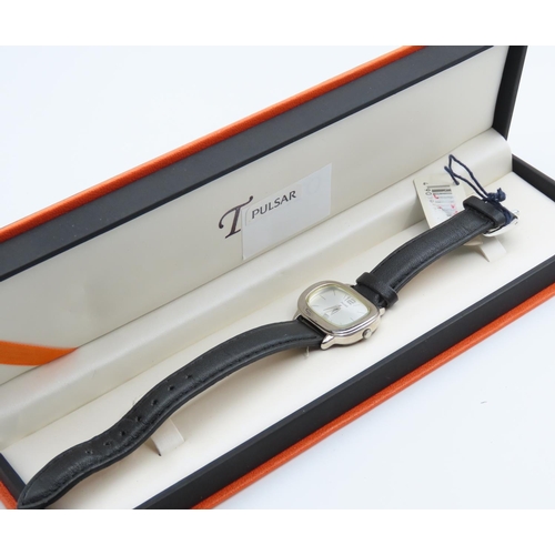 Pulsar Unisex Wristwatch Contained within Original Presentation Box as New Unworn