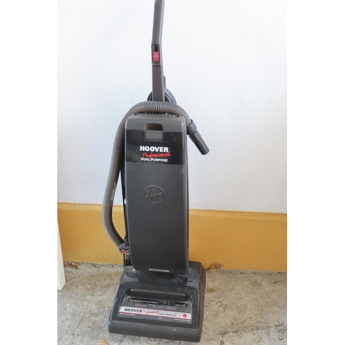 902 - Hoover Upright Model Professional Dual Purpose Working Order