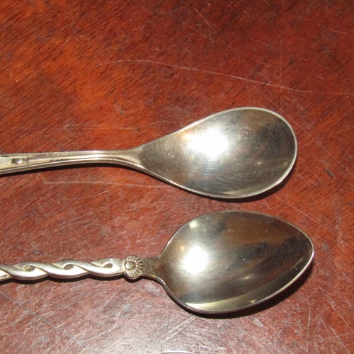 555 - Six Silver Teaspoons Each Approximately 5 Inches Long