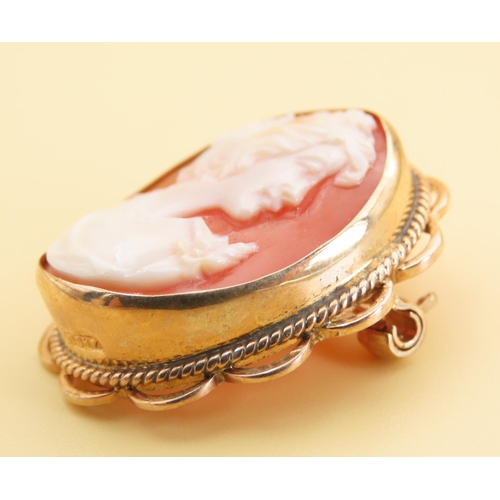 427 - 9 Carat Yellow Gold Mounted Cameo Brooch 3cm High