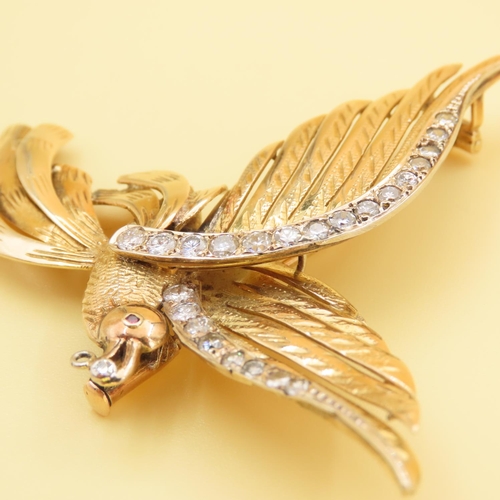 471 - Avian Motif 18 Carat Yellow Gold Brooch Decorated with Diamonds Attractively Detailed 6cm Wide x 7cm... 