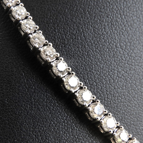 476 - Ladies Riviere Diamond Necklace of Graduated Form 15 Carat Total Diamond Weight Mounted on Carat Whi... 