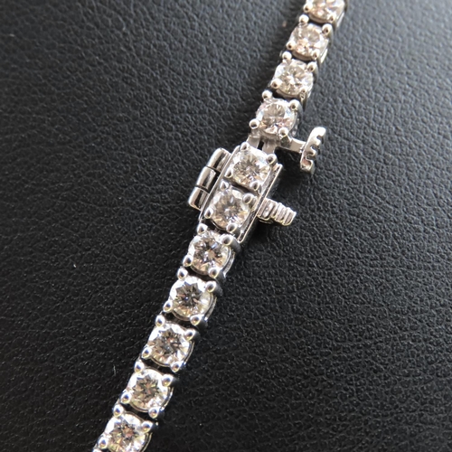 476 - Ladies Riviere Diamond Necklace of Graduated Form 15 Carat Total Diamond Weight Mounted on Carat Whi... 