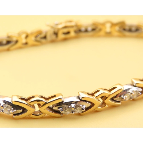 67 - Diamond Set 18 Carat Yellow Gold Bracelet Articulated Form Attractively Detailed 17cm Long