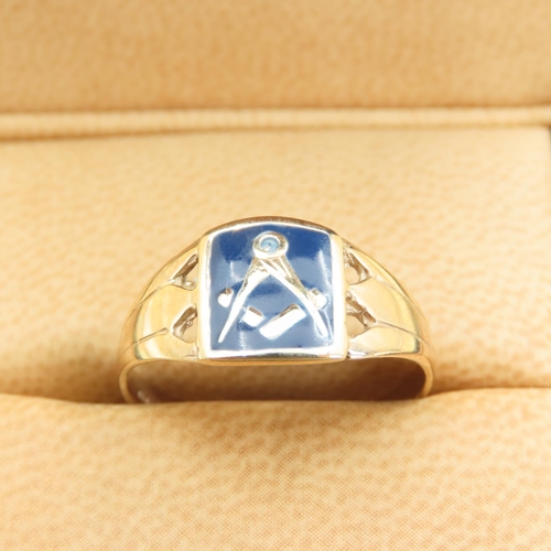 1036 - Masonic Interest 9 Carat Yellow Gold Gentleman's Ring Enamel Decorated Ring Size S