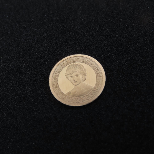 1050 - 14 Carat Yellow Gold Princess Diana Commemorative Coin Encapsulated Dated 1997