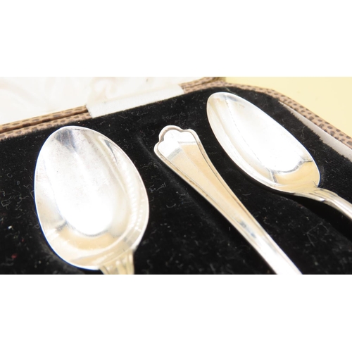 1059 - Set of Six Silver Tea Spoons in Presentation Case Each 9cm Long