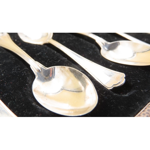 1059 - Set of Six Silver Tea Spoons in Presentation Case Each 9cm Long