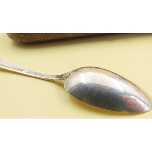 1059 - Set of Six Silver Tea Spoons in Presentation Case Each 9cm Long