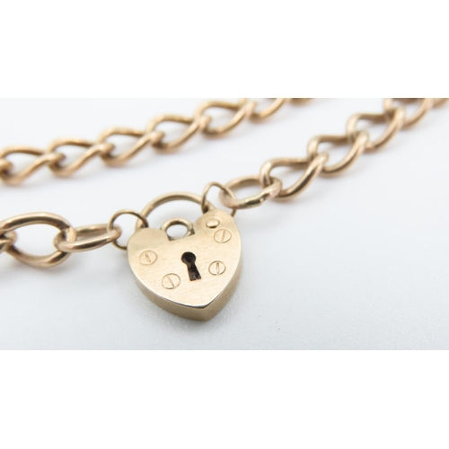 1088 - 9 Carat Yellow Gold Ladies Bracelet 20cm Long Heart Motif Clasp