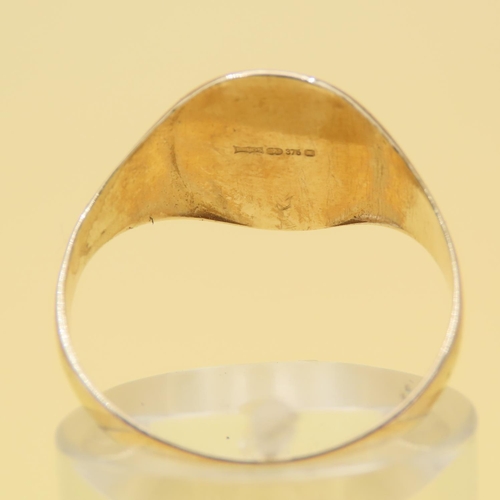 106 - 9 Carat Yellow Gold Signet Ring Size P