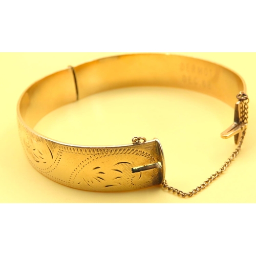 172 - 9 Carat Yellow Gold Floral Design Bracelet inner width 6cm