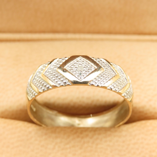 189 - 9 Carat Yellow Gold Geometric Design Diamond Set Band Ring Size V