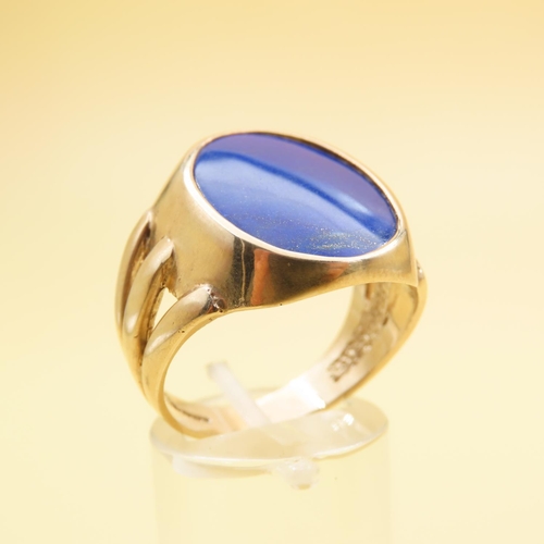 194 - Lapis Lazuli Panel Set Ring Mounted on 9 Carat Yellow Gold Ring Size U