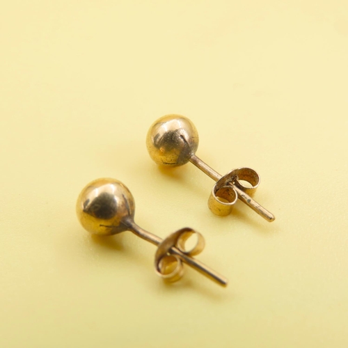 211 - Pair of 9 Carat Yellow Gold Stud Earrings