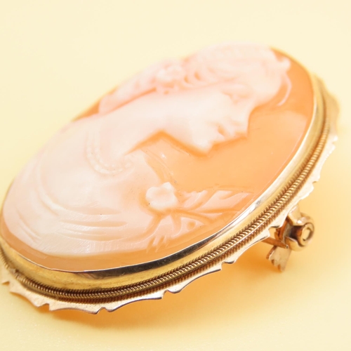 216 - 9 Carat Yellow Gold Mounted Ladies Cameo Brooch Oval Form Lady Side Profile 4cm High