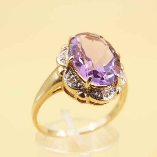 220 - Amethyst Oval Cut Centerstone Ring 9 Carat Yellow Gold Band Ring Size U