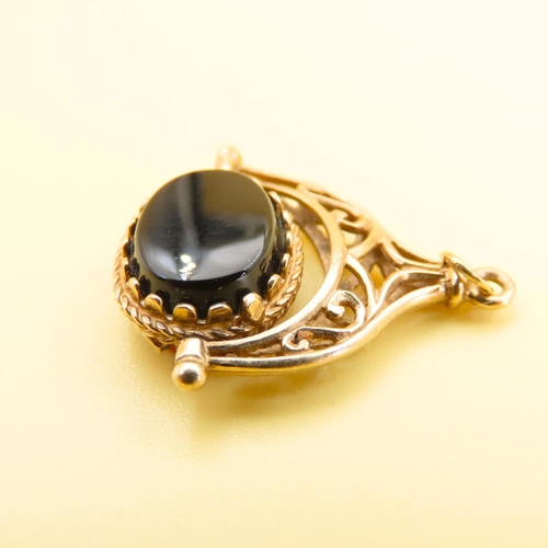 231 - 9 Carat Yellow Gold Carnelian and Onyx Set Fob Pendant 2cm Drop