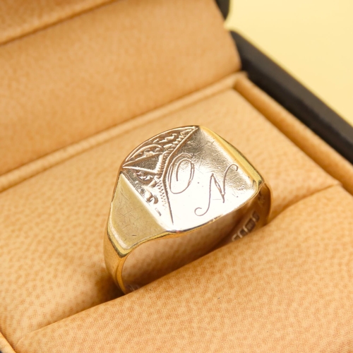 249 - Panel Ring 9 Carat Yellow Gold Size T