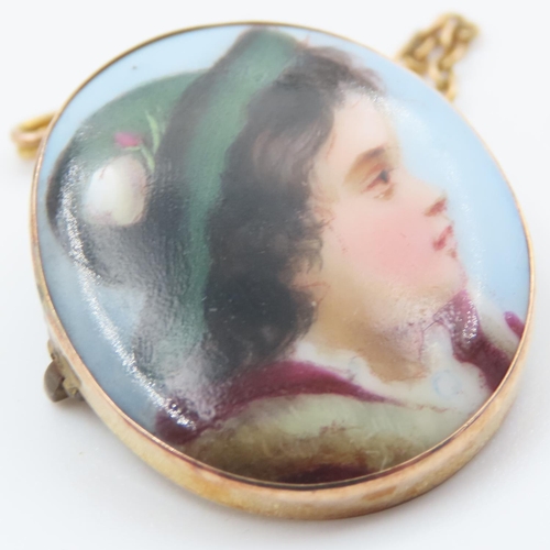 331 - Portrait Miniature Brooch Mounted in 9 Carat Yellow Gold 2.6cm High 4.3 Grams Attractively Detailed