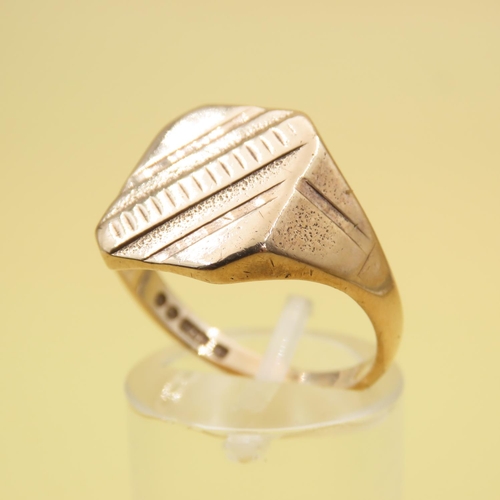 405 - 9 Carat Yellow Gold Panel Set Ring Size R