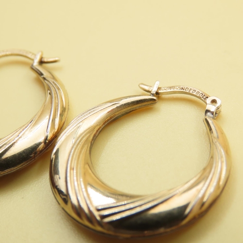 430 - Pair of 9 Carat Yellow Gold Ladies Hoop Earrings Incised Detailing Each Approximately 2cm Diameter