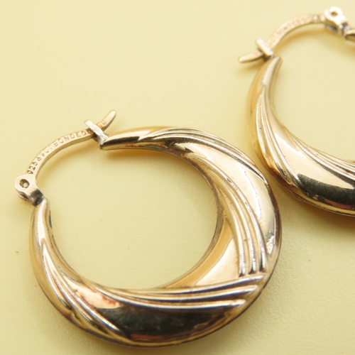 430 - Pair of 9 Carat Yellow Gold Ladies Hoop Earrings Incised Detailing Each Approximately 2cm Diameter