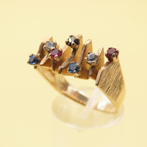 487 - Unique Design Ruby and Sapphire Ring Mounted on 9 Carat Yellow Gold Band Size P 6.6 Grams