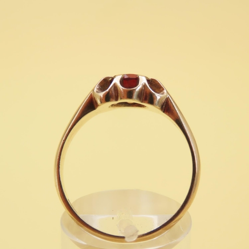 558 - Red Garnet Center Stone Ring Mounted on 9 Carat Yellow Gold Band Size T