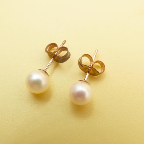 654 - Pair of Pearl Set 9 Carat Yellow Gold Stud Earrings As New Unworn