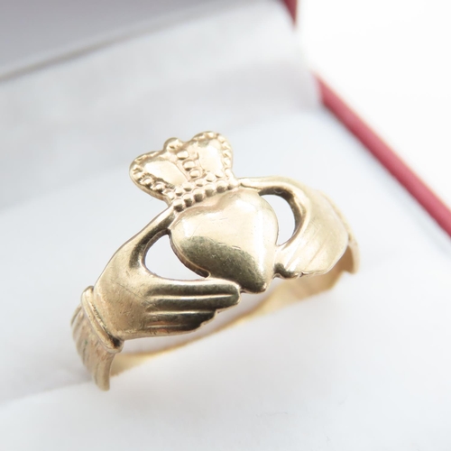 1030 - 9 Carat Yellow Gold Claddagh Ring Size O