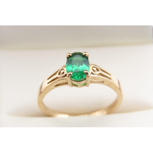 1040 - Diopside Solitaire Ring set on 9 Carat Yellow Gold Band Ring Size N and a Half As New Unworn