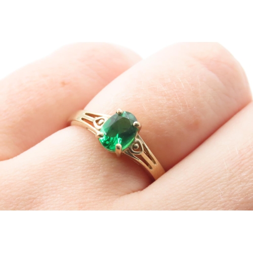 1040 - Diopside Solitaire Ring set on 9 Carat Yellow Gold Band Ring Size N and a Half As New Unworn