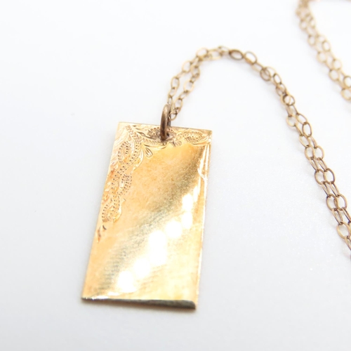 1050 - 9 Carat Yellow Gold Panel Pendant 2cm High Further Set on 9 Carat Yellow Gold Chain 40cm Long