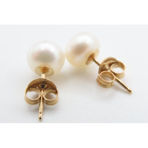 1066 - Pair of 14 Carat Yellow Gold Pearl Stud Earrings As New Unworn