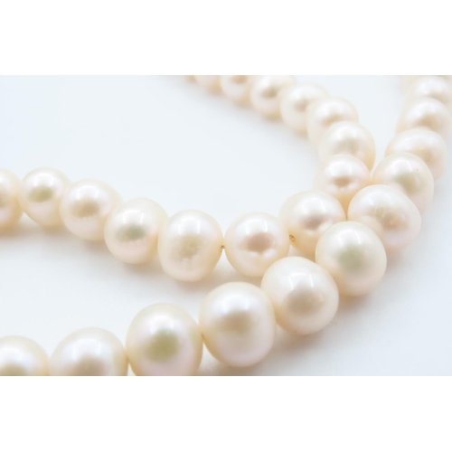 1088 - Ladies Pearl Necklace with Silver Clasp 46cm Long